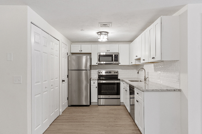 267 Mill St in Worcester, MA - Building Photo - Building Photo