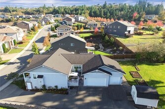 17111-17111 111th St E in Bonney Lake, WA - Building Photo - Building Photo