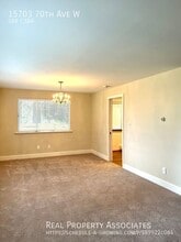 15703 70th Ave W in Edmonds, WA - Building Photo - Building Photo