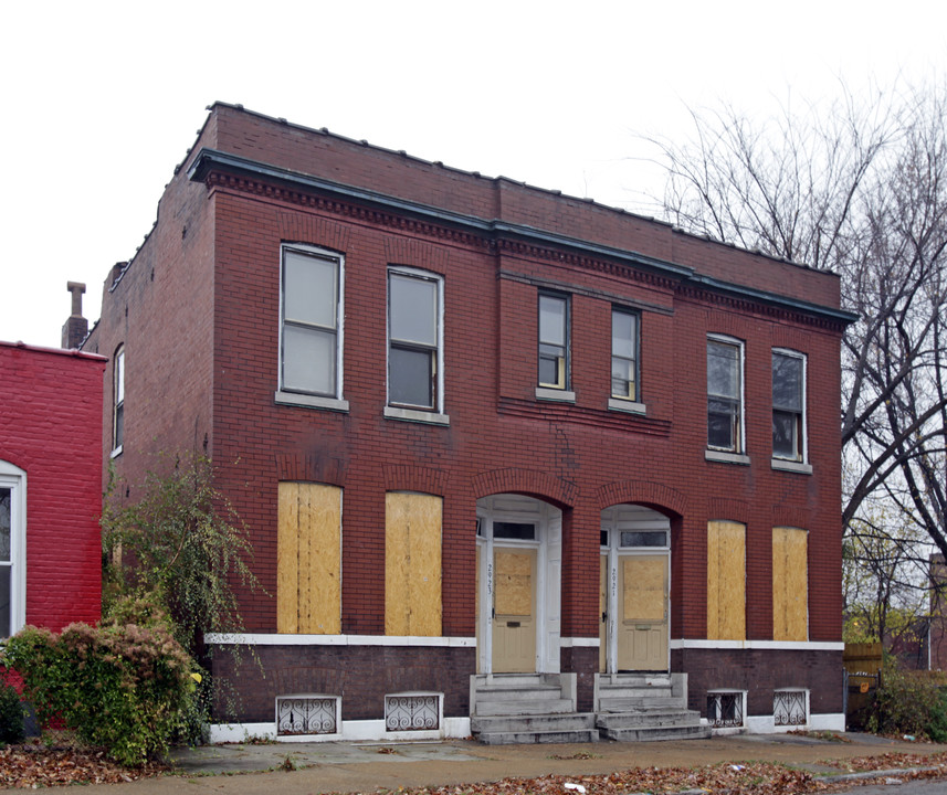 2921-2923 Pennsylvania Ave in St. Louis, MO - Building Photo