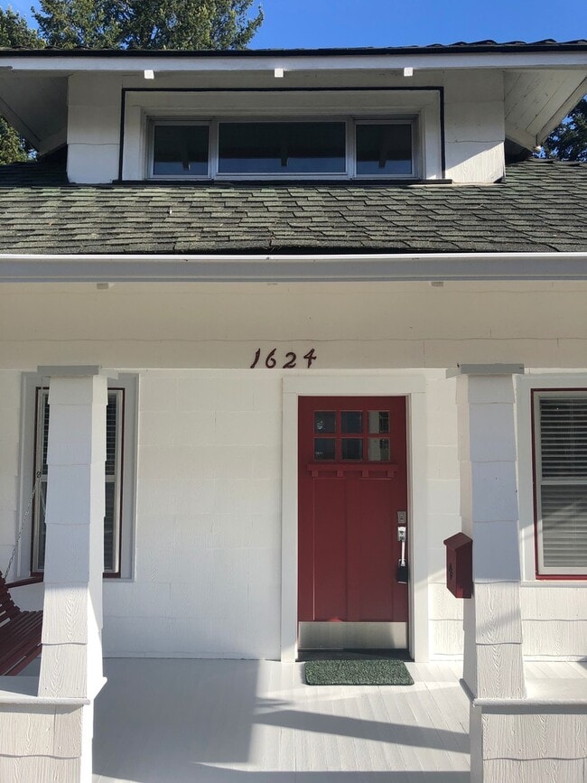 1624 NW Benton St in Camas, WA - Building Photo - Building Photo