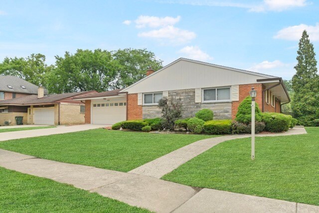 825 Ottawa Ave in Park Ridge, IL - Building Photo - Building Photo