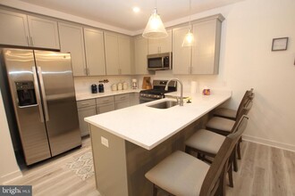33530 Old Salt Ln-Unit -1105 in Lewes, DE - Foto de edificio - Building Photo