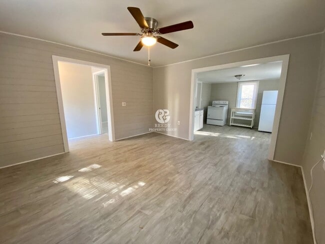 584 Wildwood Dr in Spartanburg, SC - Building Photo - Building Photo