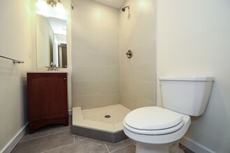 1802 N Bouvier St in Philadelphia, PA - Foto de edificio - Building Photo