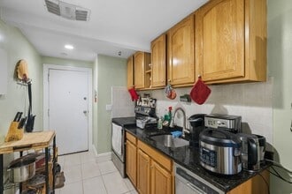 56 Park Vale Ave, Unit 12 in Boston, MA - Building Photo - Building Photo