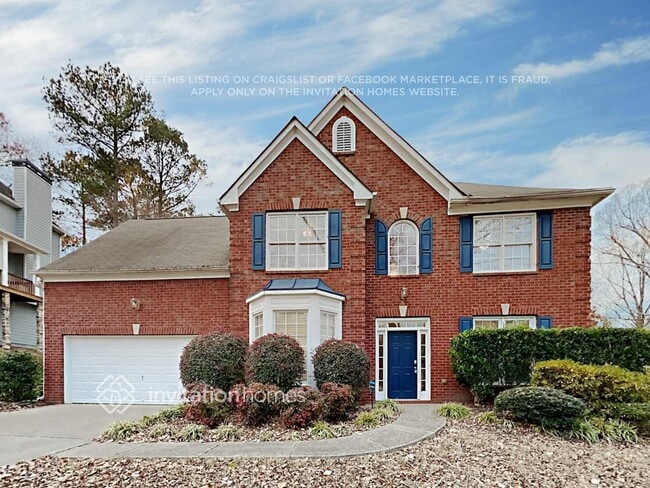 property at 350 Hillside Manor Dr NE