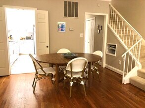 1660 Beekman Pl NW, Unit 1660-D in Washington, DC - Building Photo - Building Photo