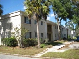 2130 NW 4th St Apartments