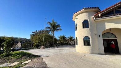 2911 Hawk Rd in Chino Hills, CA - Building Photo - Building Photo