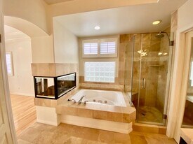 143 Manhattan Ave in Hermosa Beach, CA - Building Photo