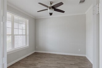 285 Trillium Pk Lp in Conroe, TX - Building Photo - Building Photo