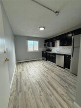 9 Melton St in Pawtucket, RI - Building Photo - Building Photo