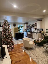 103 Filors Ln in Stony Point, NY - Foto de edificio - Building Photo