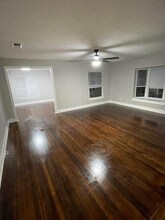 1330 W Sears St in Denison, TX - Foto de edificio - Building Photo