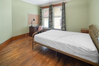 104 Lake Ave in Ithaca, NY - Building Photo - Building Photo