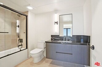 1110 Spaulding Ave in Los Angeles, CA - Foto de edificio - Building Photo