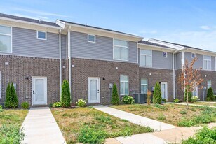 186 Robinson Way in Lexington, KY - Building Photo