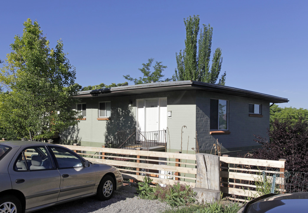 617 Brixen Ct in Salt Lake City, UT - Foto de edificio