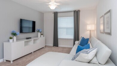 4741 Kings Castle Cir-Unit -ID1246856P in Kissimmee, FL - Foto de edificio - Building Photo
