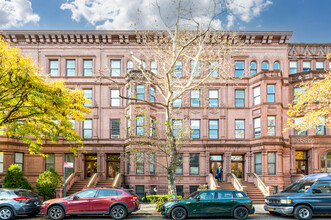 Mount Morris Park West in New York, NY - Foto de edificio - Building Photo