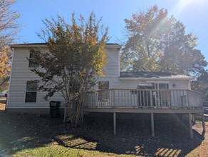 Room in House on Flint Glenn Ln in Charlotte, NC - Building Photo - Building Photo