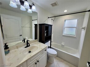 8116 Ibis Cove Cir in Naples, FL - Building Photo - Building Photo