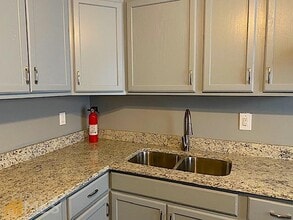 221 Banberry Dr SE in Atlanta, GA - Building Photo - Building Photo
