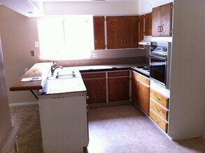 4913 Sky Pkwy in Sacramento, CA - Building Photo - Building Photo
