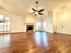 2332 Wooten Pl in Plano, TX - Foto de edificio - Building Photo