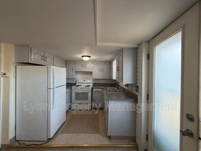 35 Albert Ave in East Providence, RI - Building Photo - Building Photo