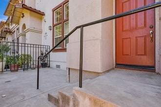 100 Santa Ines St in San Pablo, CA - Foto de edificio - Building Photo