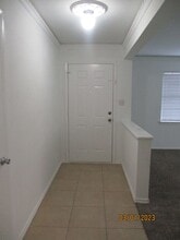 212 Hallbrook Dr in Fort Worth, TX - Building Photo - Building Photo