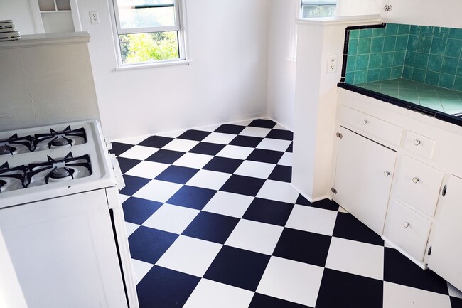 771 Freeman Ave in Long Beach, CA - Building Photo - Building Photo