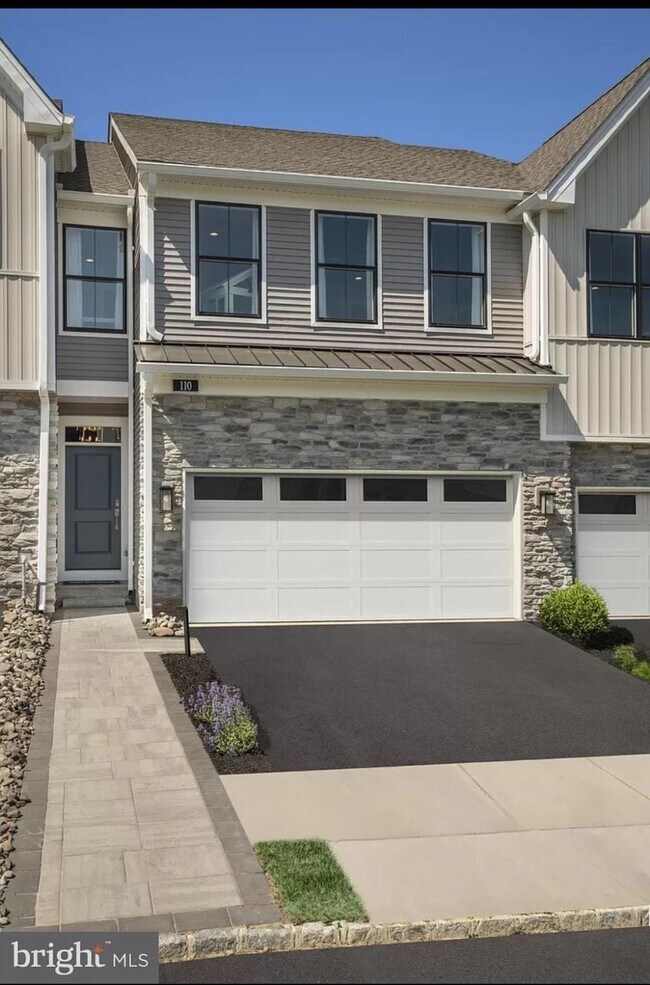 110 Segel Dr in Media, PA - Building Photo - Building Photo