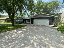 1030 Sommers St N in Hudson, WI - Building Photo