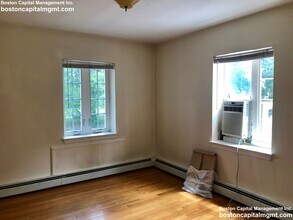8 Mt Ida St, Unit 2 in Newton, MA - Building Photo - Building Photo