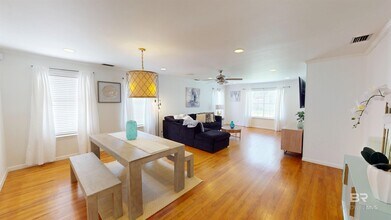 103 Margaret St in Mobile, AL - Foto de edificio - Building Photo