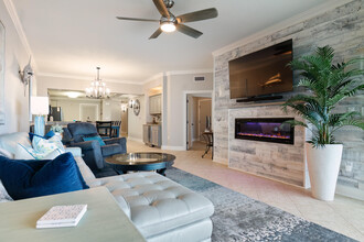 770 Harbor Blvd in Destin, FL - Building Photo - Building Photo