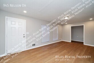 945 Nelson Dr in Birmingham, AL - Building Photo - Building Photo