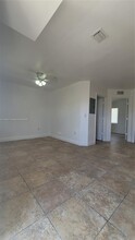 948 SW 3rd St in Miami, FL - Foto de edificio - Building Photo