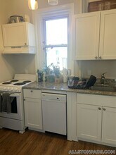 1189 Commonwealth Ave in Boston, MA - Building Photo - Building Photo
