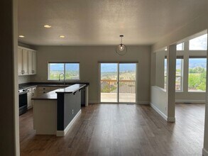 7680 Fargo Dr in Colorado Springs, CO - Building Photo - Building Photo