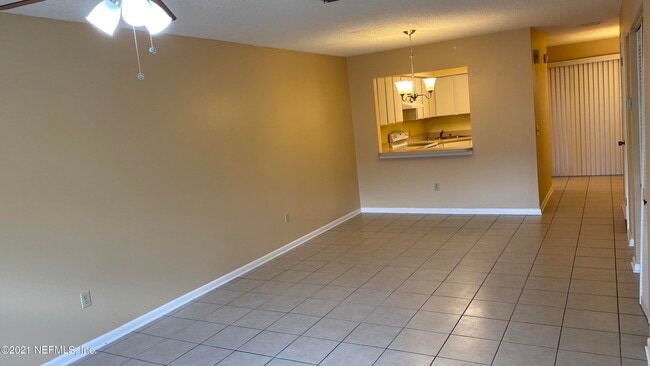 19 Ponte Vedra Ct in Palm Valley, FL - Building Photo - Building Photo