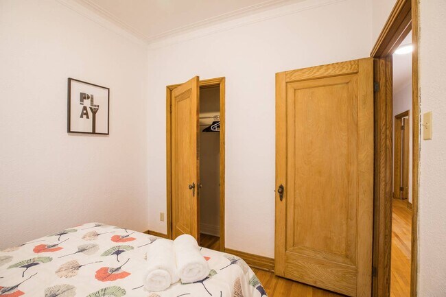 4005 Lacombe Av in Montréal, QC - Building Photo - Building Photo