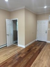 75 Carleton Ave in Islip Terrace, NY - Building Photo - Building Photo