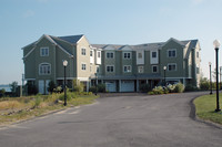 61 Hedge Rd in Plymouth, MA - Foto de edificio - Building Photo