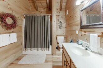 1919 Buckeye Vw Wy in Sevierville, TN - Building Photo - Building Photo