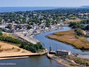 22 Commodore Ave in Keansburg, NJ - Building Photo - Building Photo