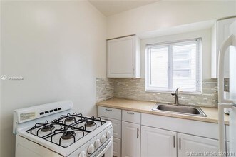 1101 Euclid Ave-Unit -6 in Miami Beach, FL - Building Photo - Building Photo